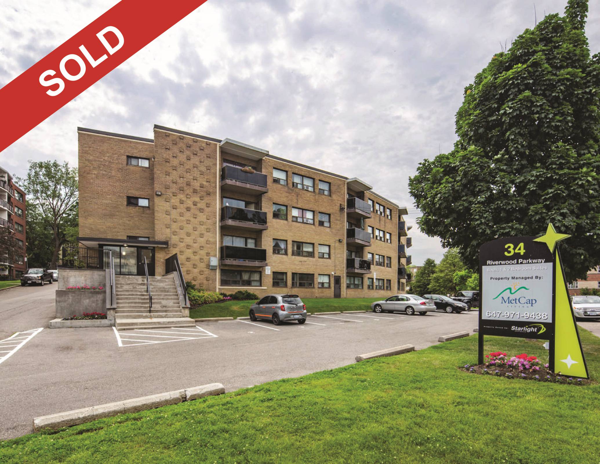 South Etobicoke Portfolio4 Crown Hill Place, Toronto, ON Multifamily