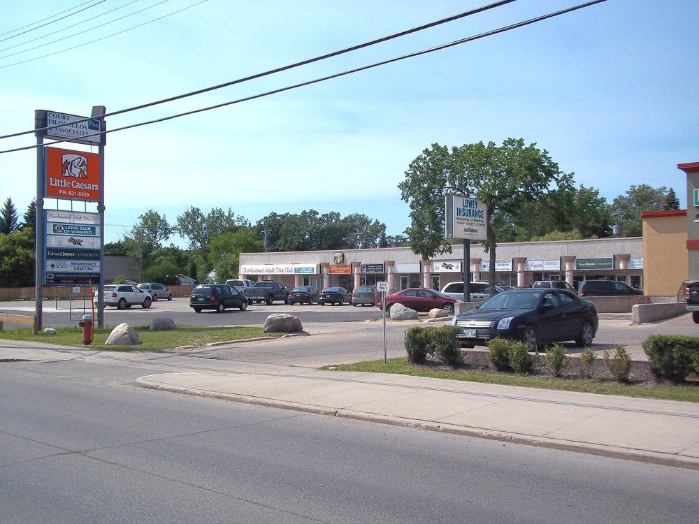 For Lease3611 Roblin Boulevard, Winnipeg, MB Retail Space Spacie